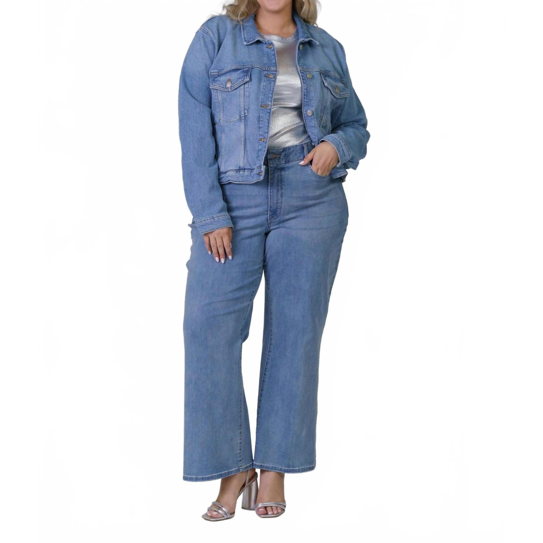 New Good American Committed To Fit Button Down Jacket - Plus In Light-Wash Indig